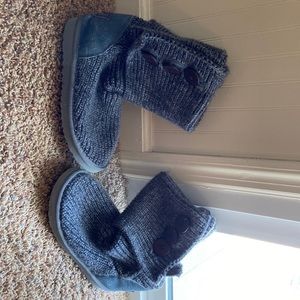 Gray and black Ugg boots size 8